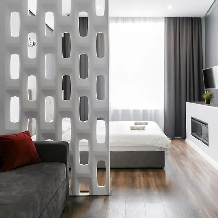 Apartment Exciting Fireplace Lviv